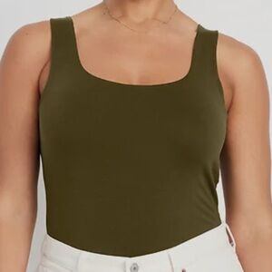 ✨ Old Navy Double-Layer Crop Tank Top✨